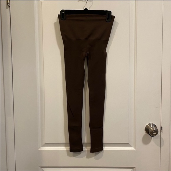 Spanx Seamless Leggings - Picture 3 of 3